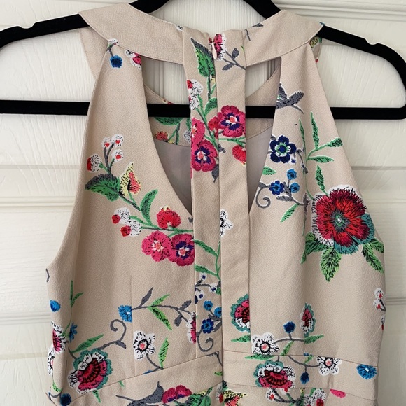 Floral Halter Dress - Picture 5 of 6